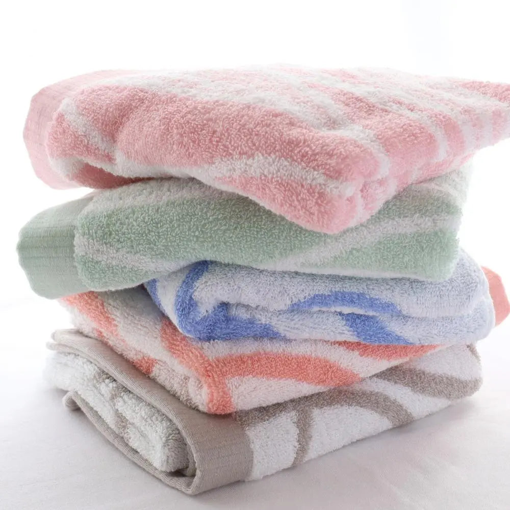 林タオル ボリュームと軽さにこだわったフェイスタオル リーフ柄 34×80cm 今治タオル 1枚 軽い 厚手 綿100%  家庭用 日本製