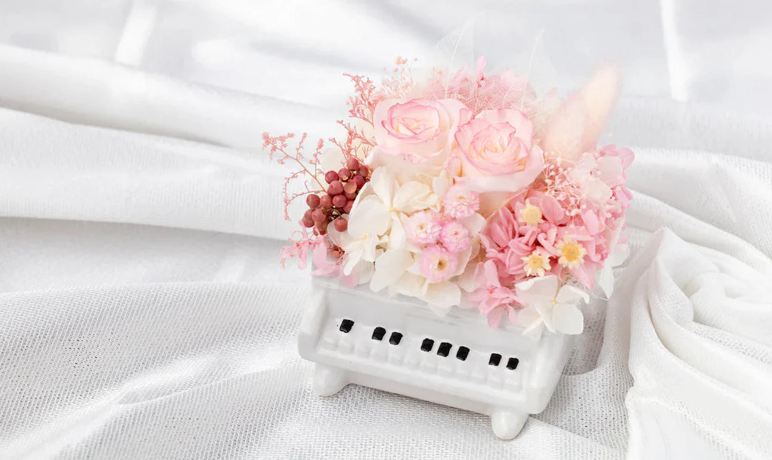 プレゼントに プリザーブドフラワーのギフト