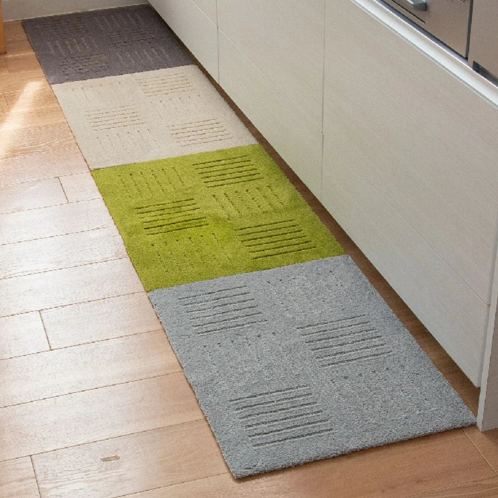 【1枚】オカ ピタプラスブリック キッチンマット 45×60 玄関マット ラグ ジョイントマット 大判  洗える 滑り止め 廊下敷き 床暖房対応 日本製