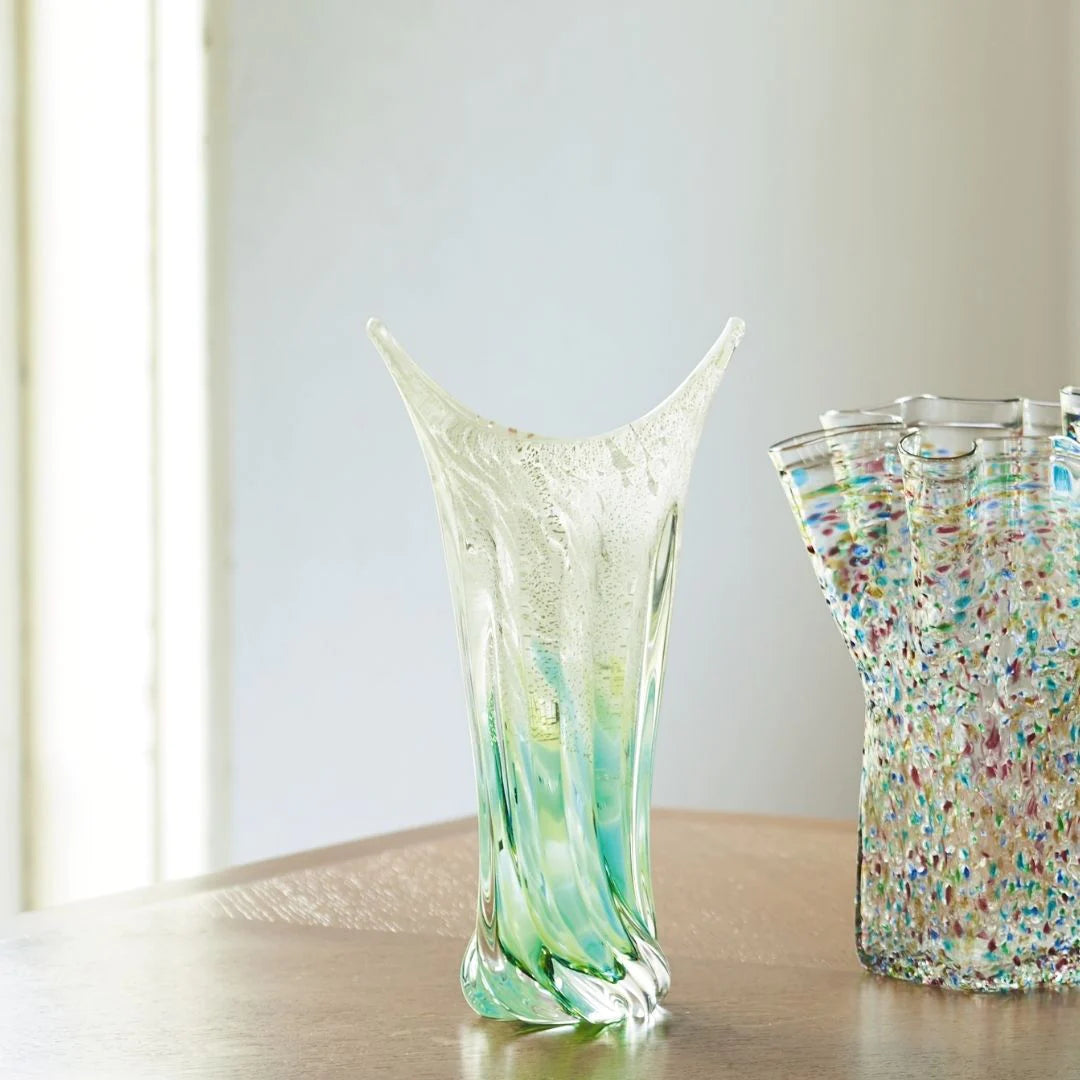 津軽びいどろ 金彩花器 銀彩花器 奥入瀬 ねぶた 陸奥湾 ガラス 花器 花瓶 ギフト 贈り物 ハンドメイド 手作り おしゃれ 生け花 日本製