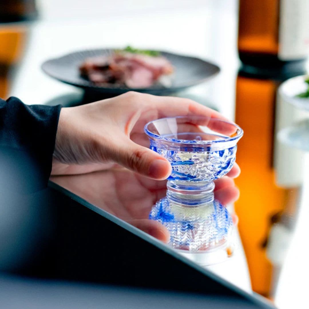 津軽びいどろ 盃 3月 春雷 盃12ヶ月コレクション ガラス 酒器 日本酒グラス ギフト 贈り物 ハンドメイド 手作り おしゃれ 日本製