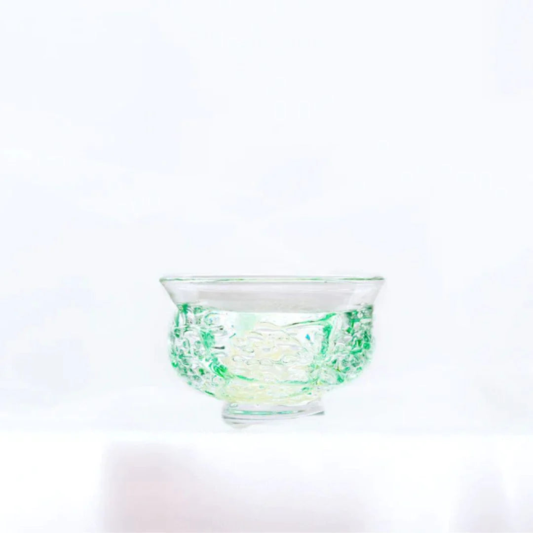 津軽びいどろ 盃 5月 新緑 盃12ヶ月コレクション ガラス 酒器 日本酒グラス ギフト 贈り物 ハンドメイド 手作り おしゃれ 日本製