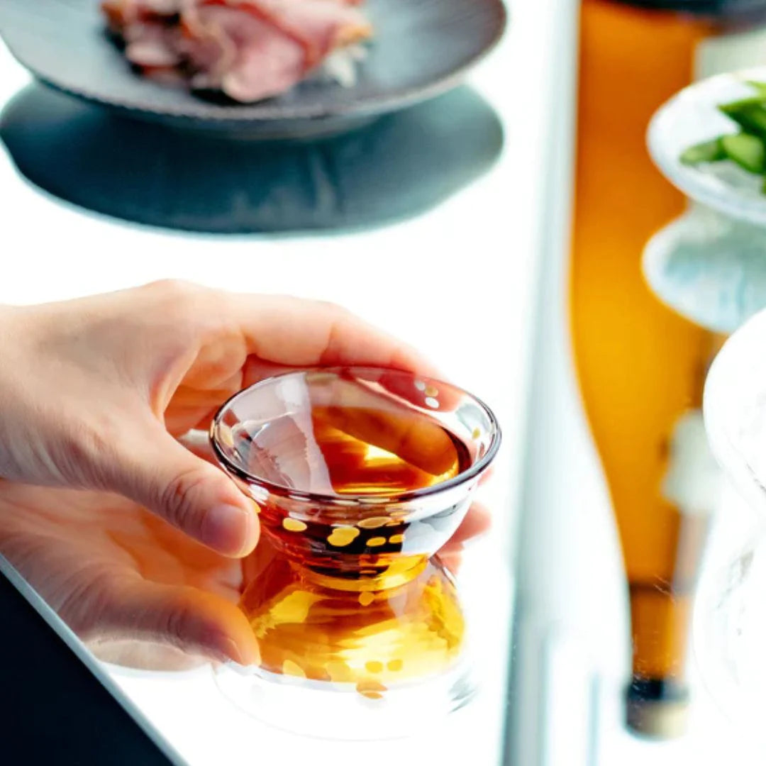 津軽びいどろ 盃 10月 秋の空 盃12ヶ月コレクション ガラス 酒器 日本酒グラス ギフト 贈り物 ハンドメイド 手作り おしゃれ 日本製