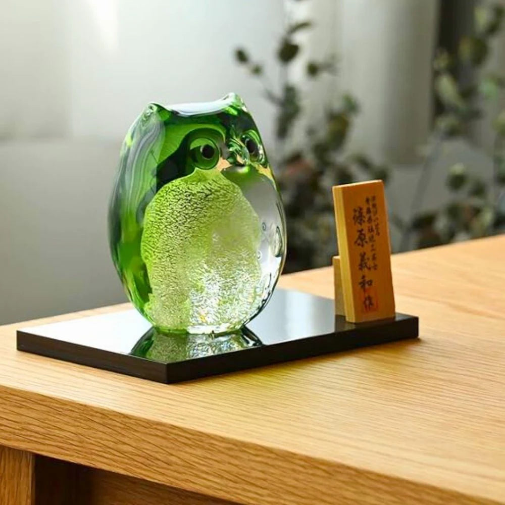 アデリア 津軽びいどろ 親ふくろう 翠 木台 木札付き 鳥 置物 ガラス細工 ハンドメイド 縁起物 オーナメント ギフト 日本製