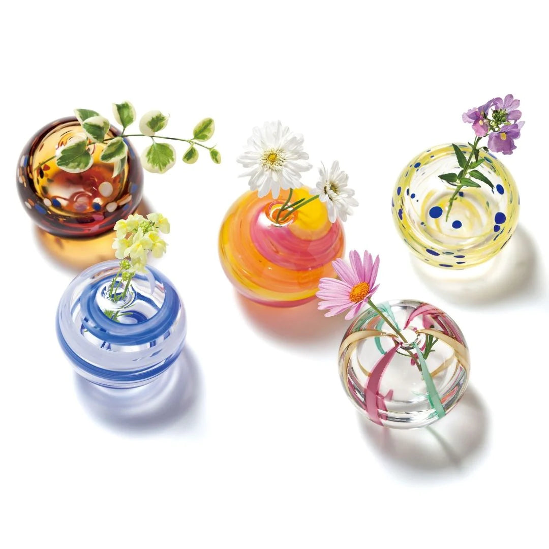 津軽びいどろ 彩手鞠 一輪挿し 花器 ガラス 花瓶 ギフト 贈り物 丸 小さい ハンドメイド 手作り おしゃれ 生け花 日本製