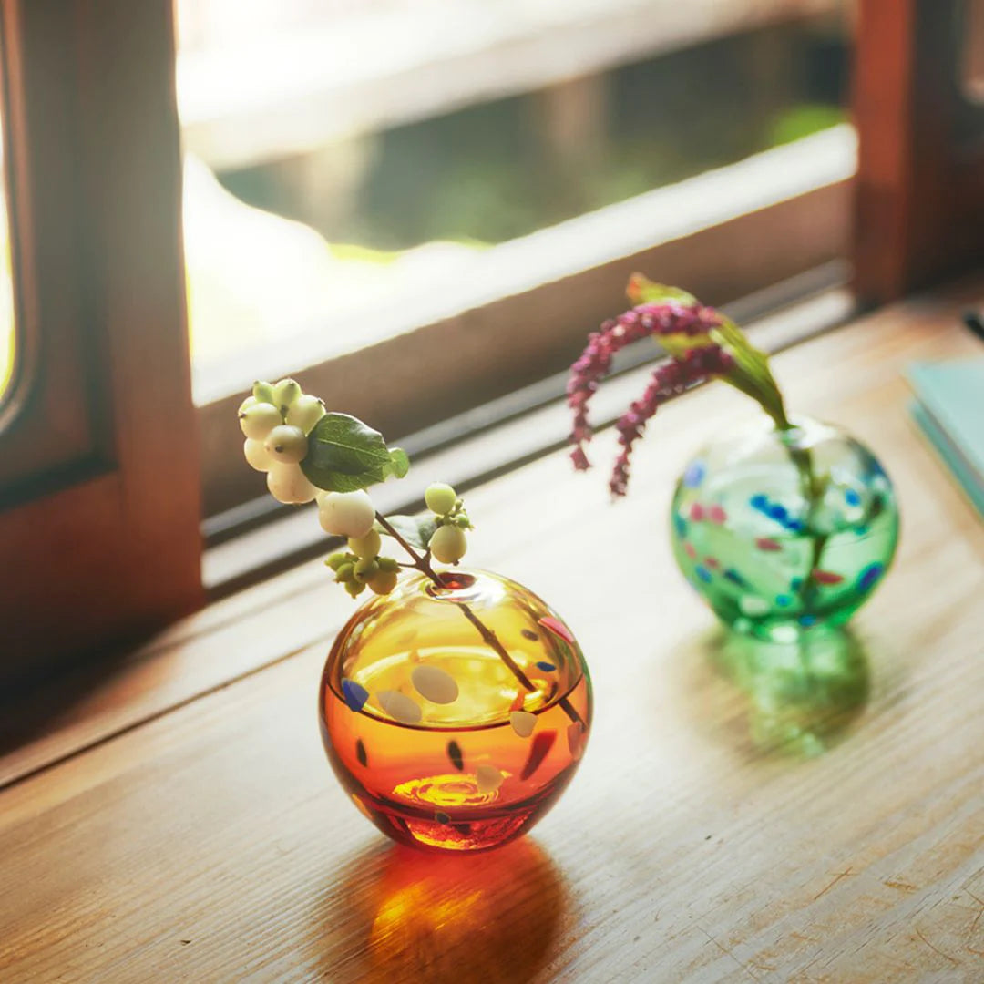 津軽びいどろ 彩手鞠 一輪挿し 花器 ガラス 花瓶 ギフト 贈り物 丸 小さい ハンドメイド 手作り おしゃれ 生け花 日本製