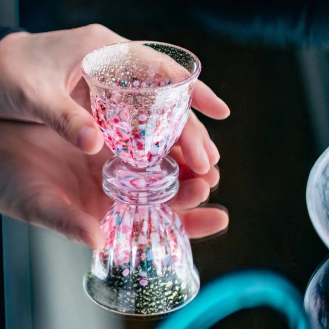 津軽びいどろ 盃 2月 春時雨 盃12ヶ月コレクション ガラス 酒器 日本酒グラス ギフト 贈り物 ハンドメイド 手作り おしゃれ 日本製