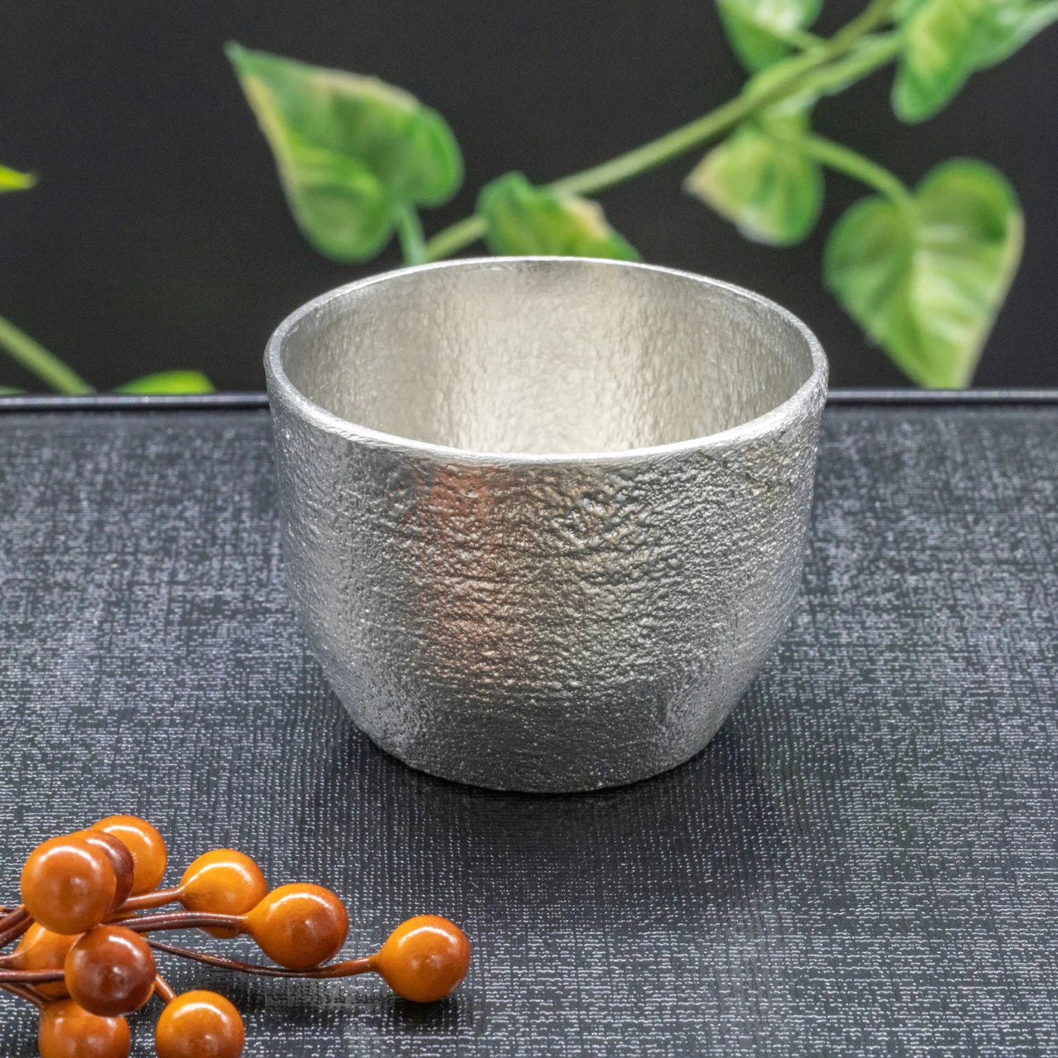 スタジオ一圭 角谷圭二郎 錫製 ぐい吞 (約60ml) 選べるセット (単品/片口/ペア) 桐箱入り 人間国宝 角谷家 酒器 盃
